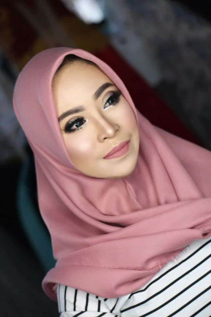 Kurnia Hilda Agustin - Model Bekasi Utara - LowonganModel.Com