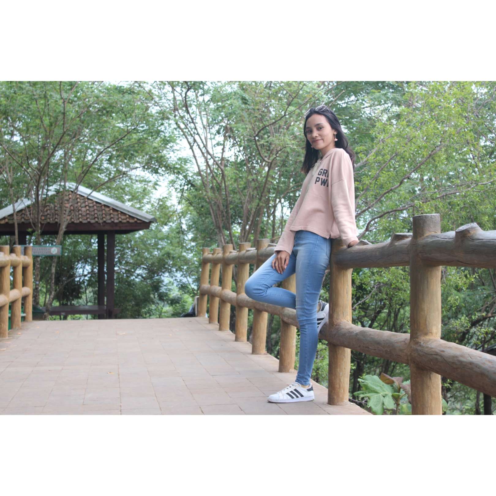 Frischalia yosefina kurnia - Model Yogyakarta 